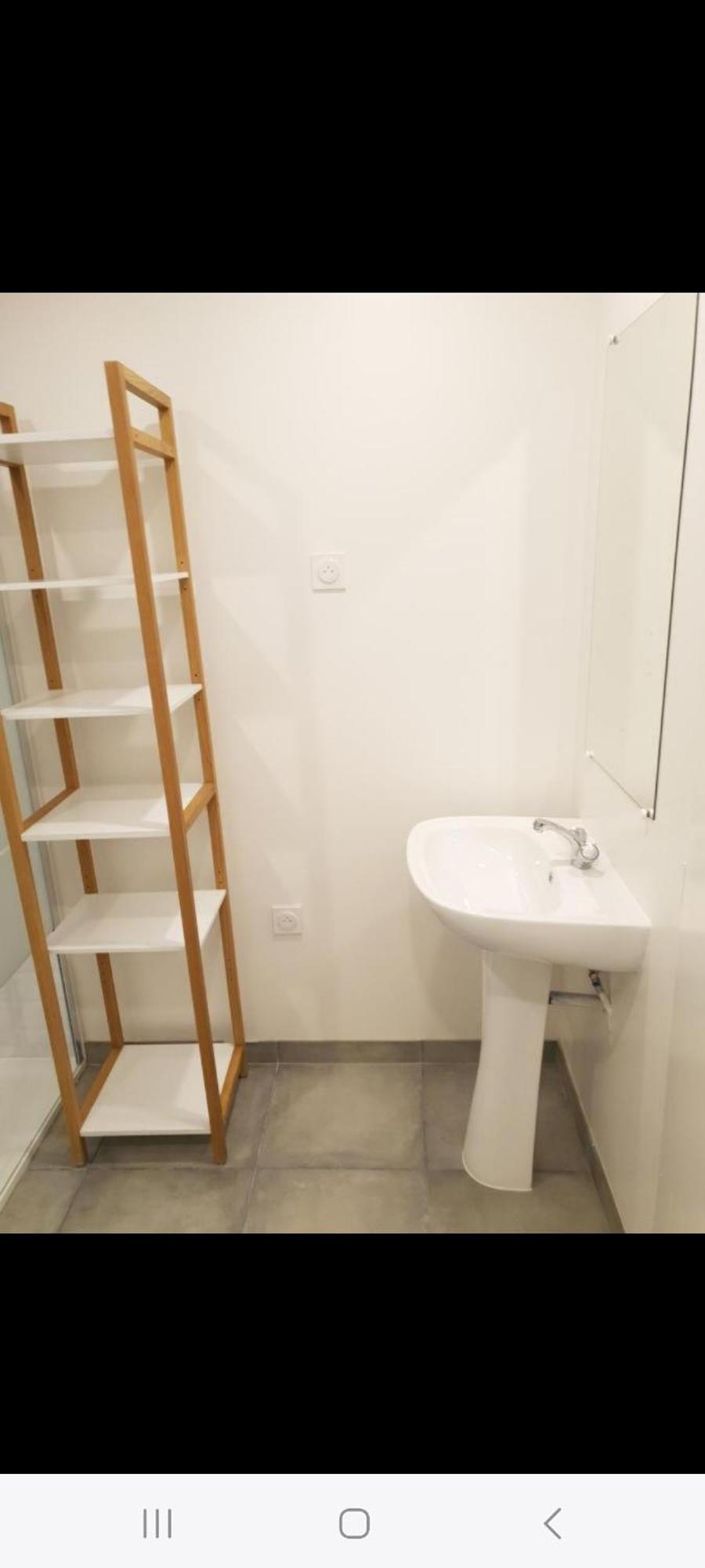 Grand Appartement, 2 Ou 3 Ou 4 Pieces, Tramway Sur Place, Proche Gare Sncf St Augustin 5 Min, Aeroport A 7 Min, Ou Allianz Riviera 10 Min, Palais Nikaia 2 Min , Supermarche Sur Place, Parking Possible Si Disponible Ou Payant A 1000 Metre Appartement